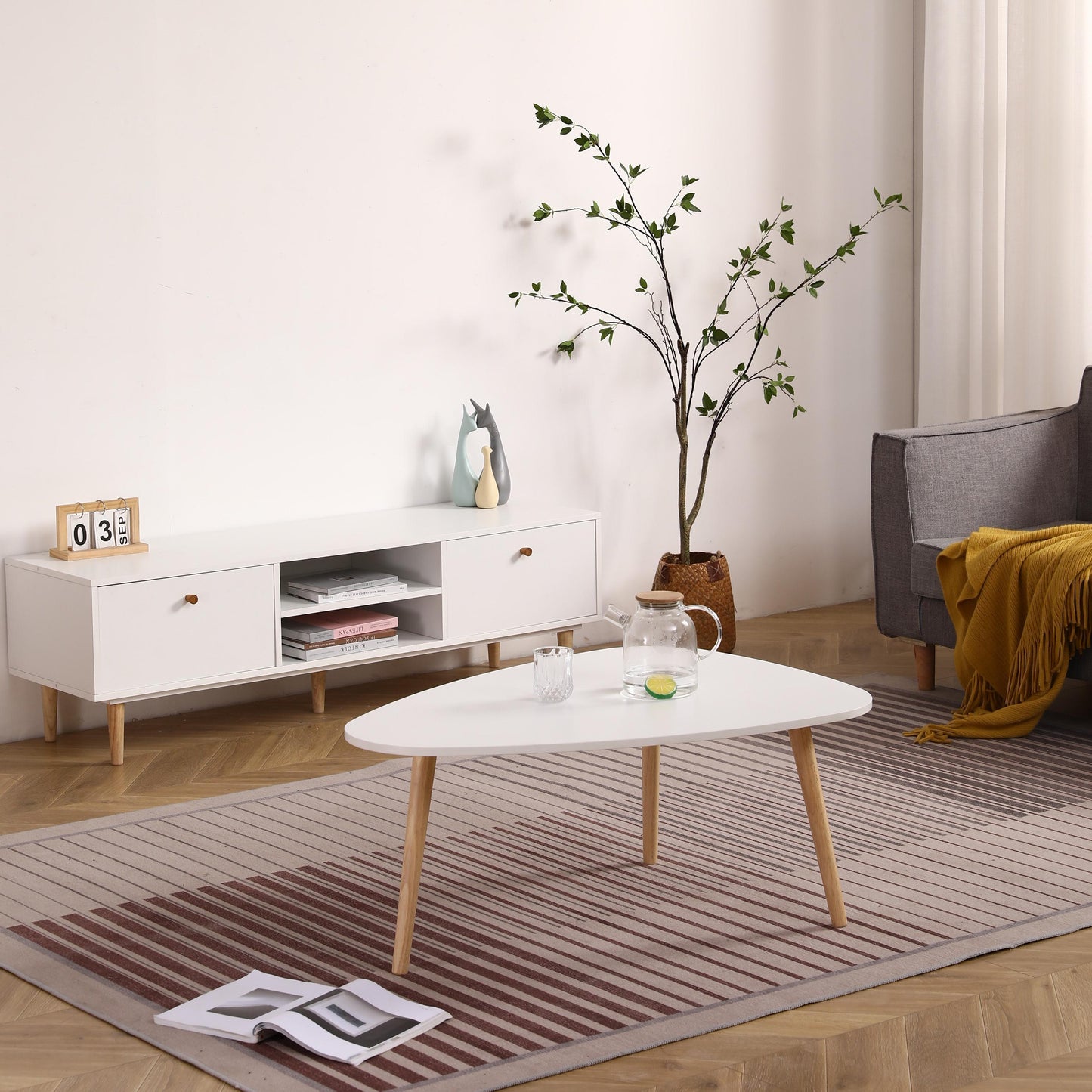 Simply Egg Shape Coffee Table