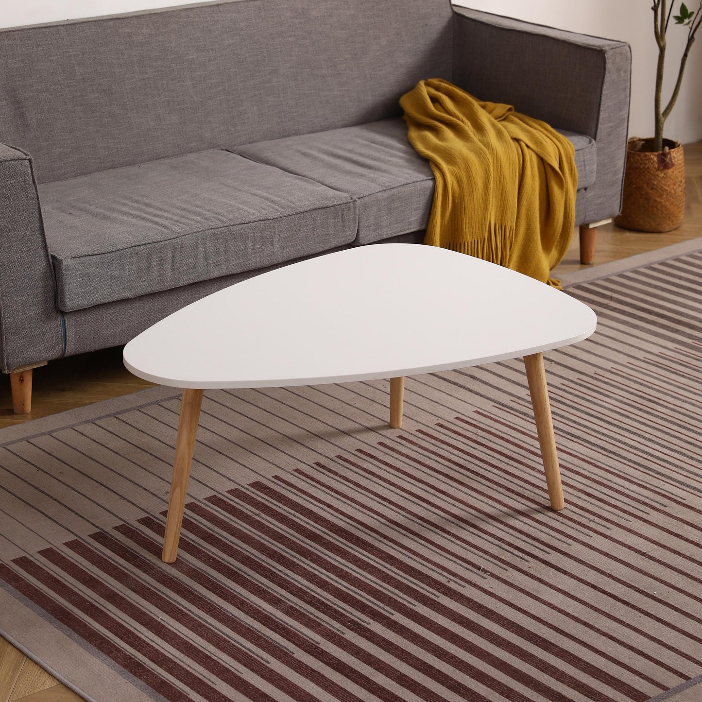 Simply Egg Shape Coffee Table