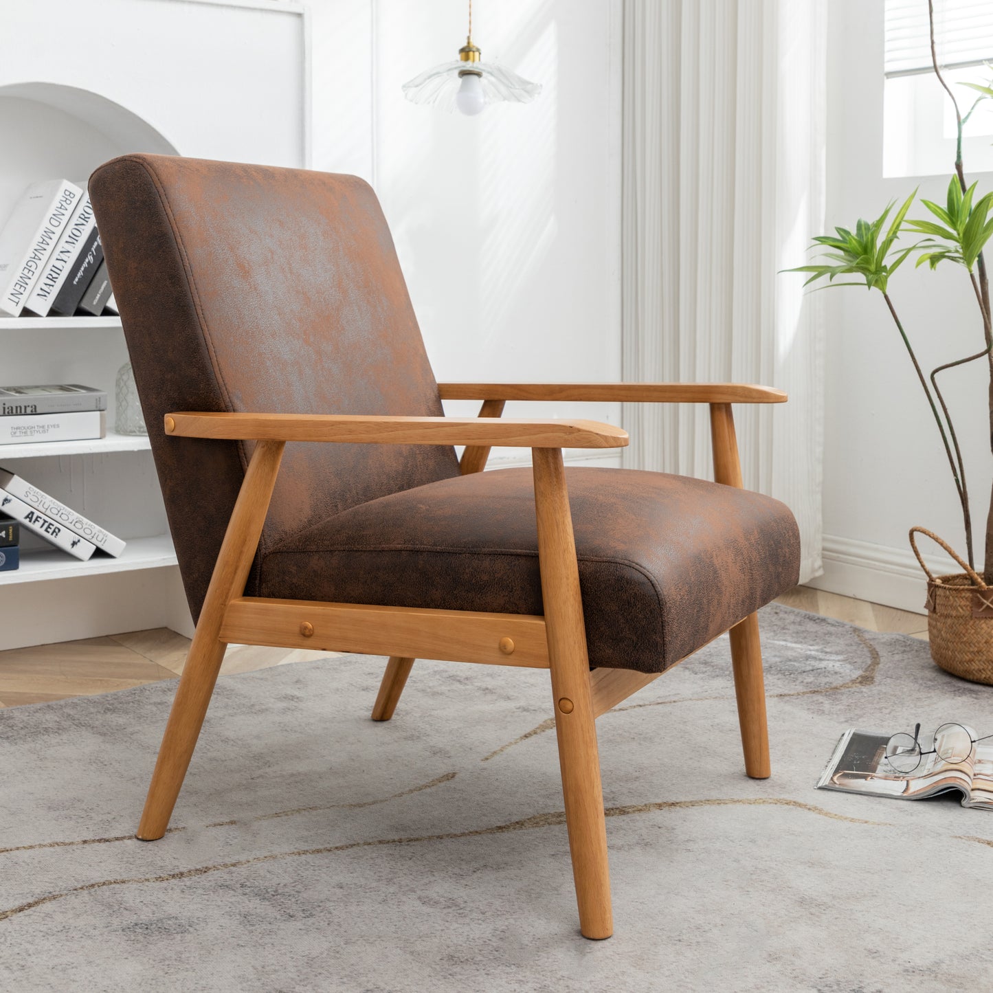 Simply Classic Mid-Century Modern Arm Chair, Light Brown